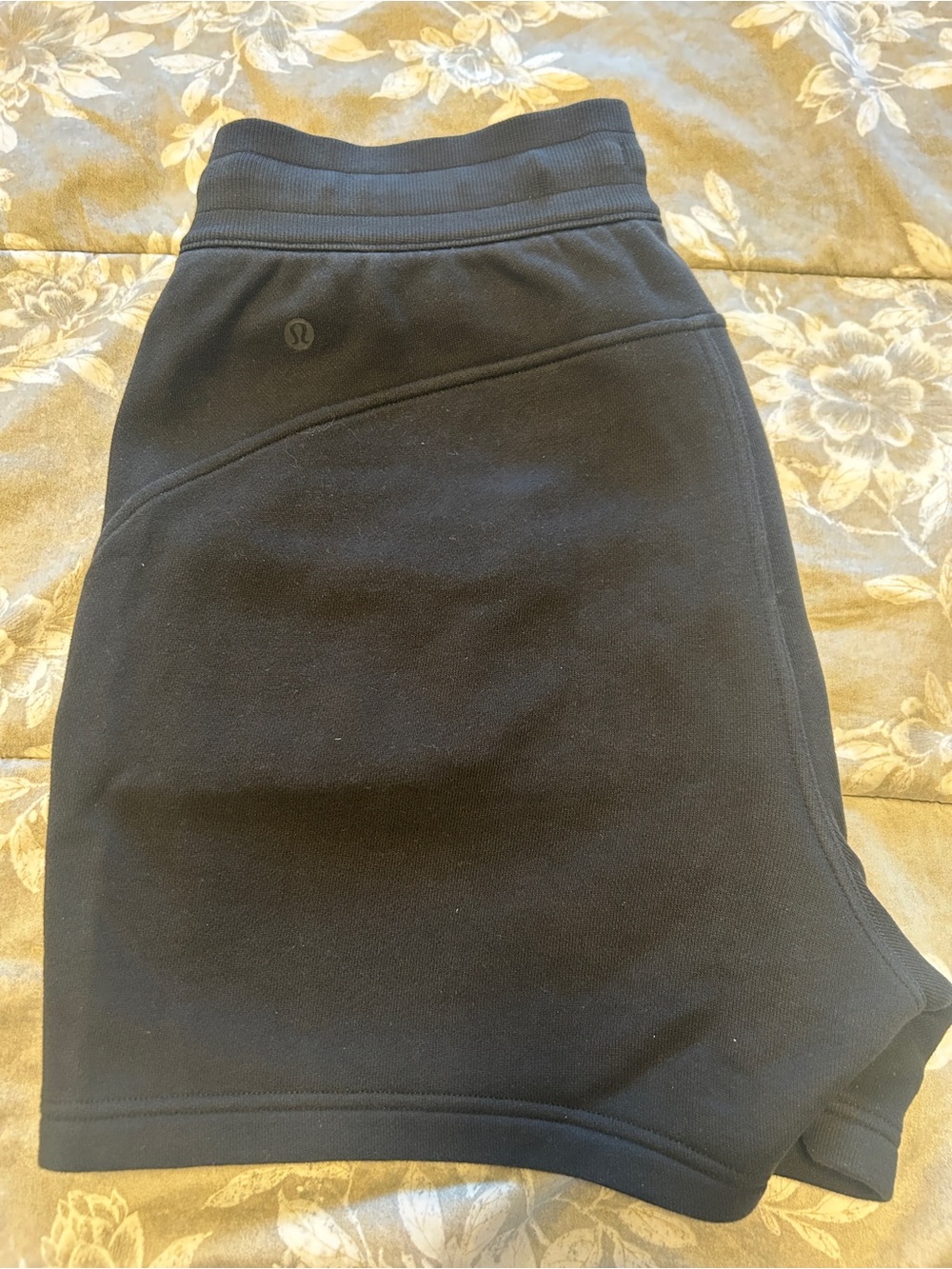 lululemon athletica Scuba High Rise 5” inch